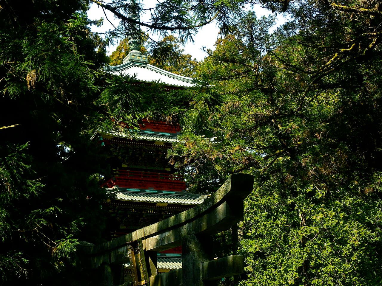 神社与寺院有何不同——神道与佛教为何能共生