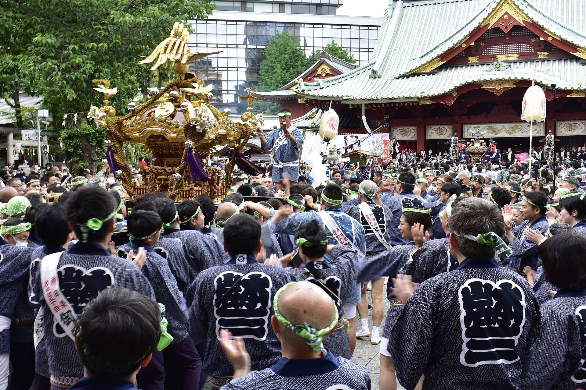 How to Join a Japanese Festival: Carrying a Mikoshi, Dancing Bon Odori and Helping Out (2026 Guide)